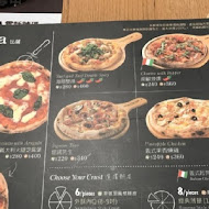 堤諾比薩  Tino's Pizza Cafe(高雄草衙道門市)