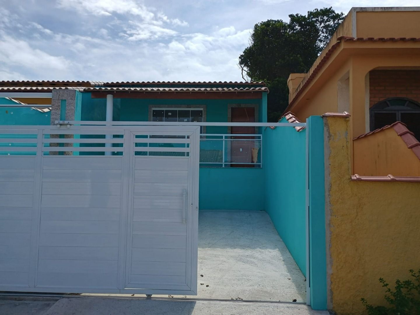 Casa com 2 dormitórios à venda, 92 m² por R$ 450.000,00 - Cordeirinho - Maricá/RJ