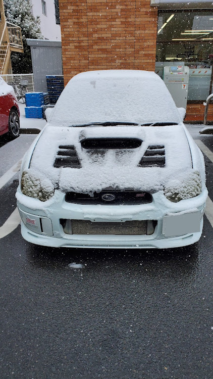 インプレッサ WRX STIのgdb・sti・インプレッサ・雪・雪が降ってきたに関するカスタム事例の投稿画像1枚目