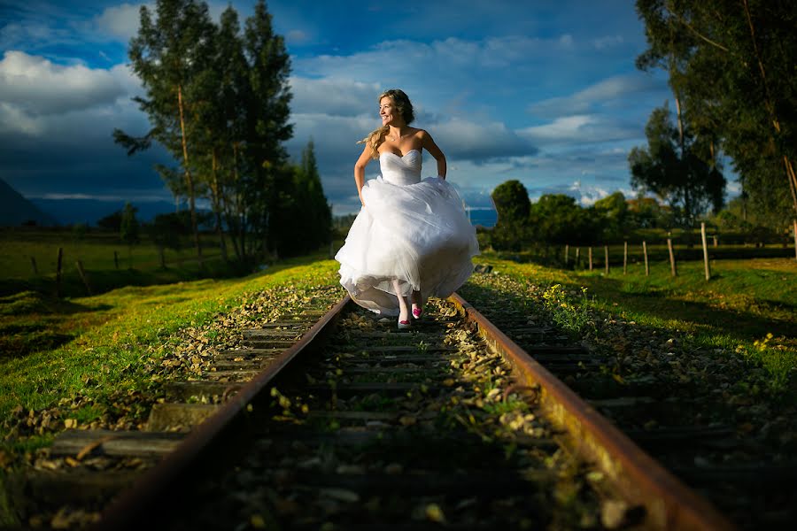 Fotografo di matrimoni Christian Cardona (christiancardona). Foto del 8 ottobre 2015