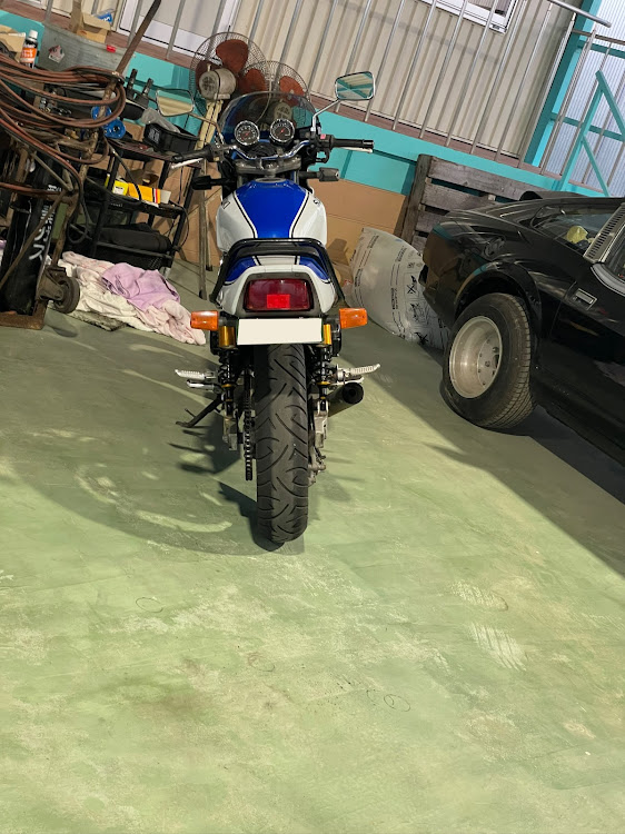 ジュラス333さんが投稿した#シンプソンヘルメット・ツーリング・普通自動二輪免許取得・いじりたいに関するカスタム事例の投稿画像6枚目