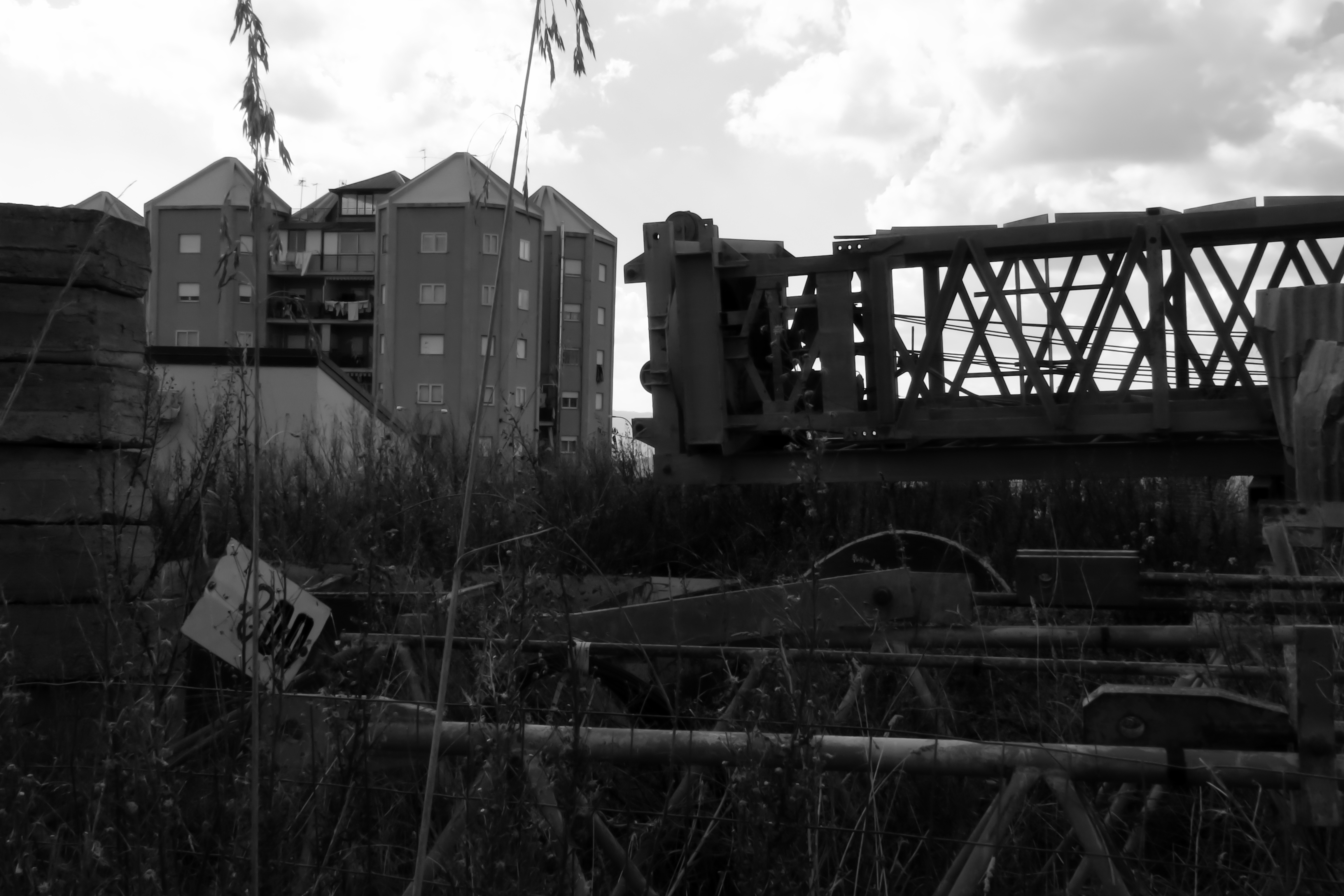 Periferie in costruzione di AngeloEsse