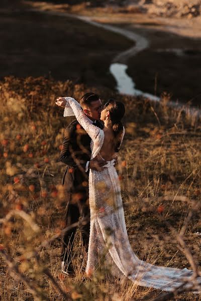 Fotógrafo de casamento Gabi Sandru (gabisandru). Foto de 8 de outubro 2023