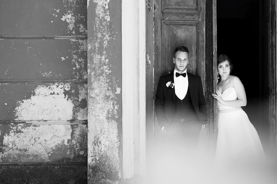 Fotógrafo de casamento Darius Ir Miglė Žemaičiai (fotogracija). Foto de 15 de agosto 2017