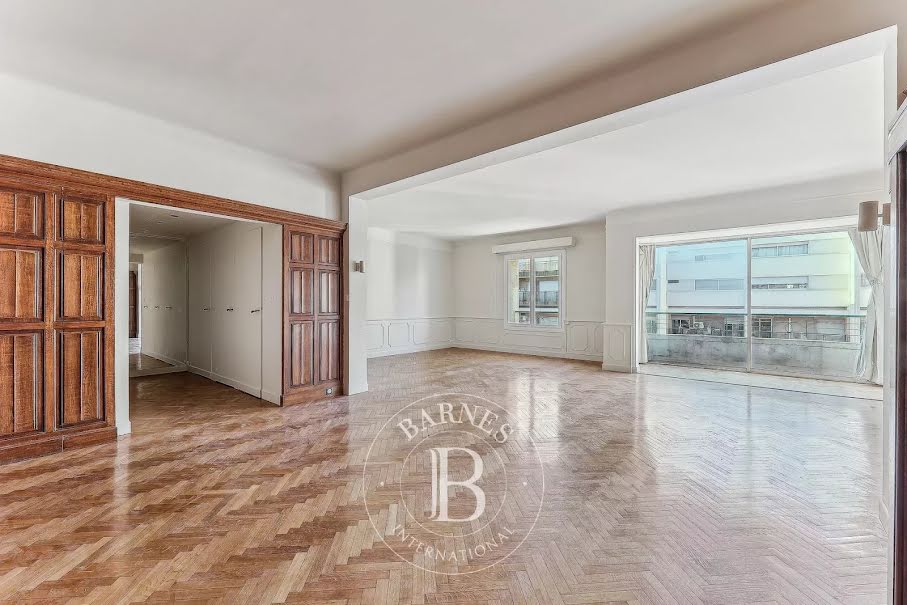 Location  appartement 4 pièces 141 m² à Marseille 6ème (13006), 1 900 €