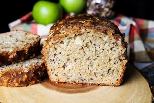 Praline Apple Bread