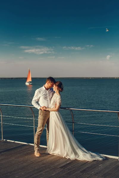 Photographe de mariage Vitaliy Kuzmin (vitaliano). Photo du 15 février 2018