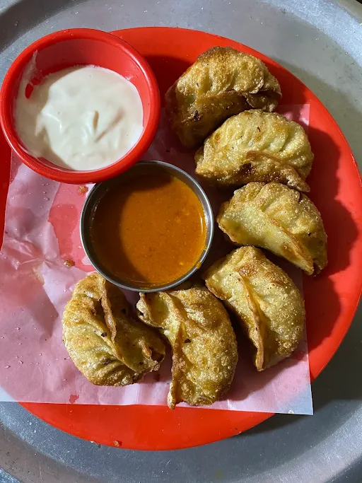 Chicken Fried Momos [6 Pieces]