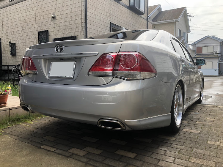 クラウンアスリートのスパッタゴールド・エムズガレージ・#ゆりやチャンネル・洗車に関するカスタム事例の投稿画像1枚目