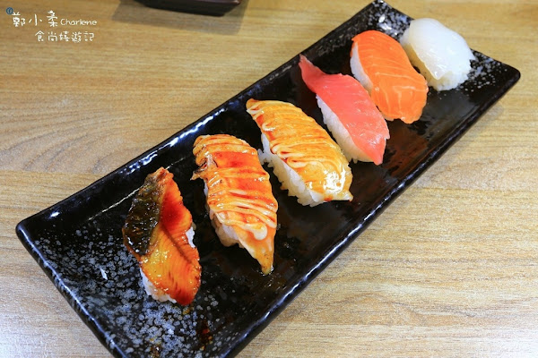 台中市美食推薦平禄寿司 台中北區 平禄壽司 五權店 全台唯一分店 日本仙台55年歷史平價迴轉壽司 附菜單 機器人帶 鄭小柔charlene 愛食記