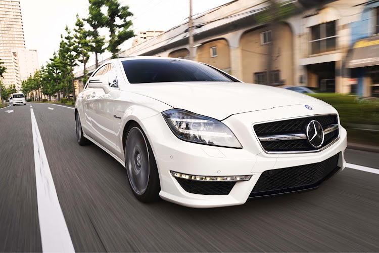 よこほね@撮影依頼募集中さんが投稿したAMG・mercedes・ユーロカー・Mercedes-AMG・CLS63に関するカスタム事例の投稿画像1枚目