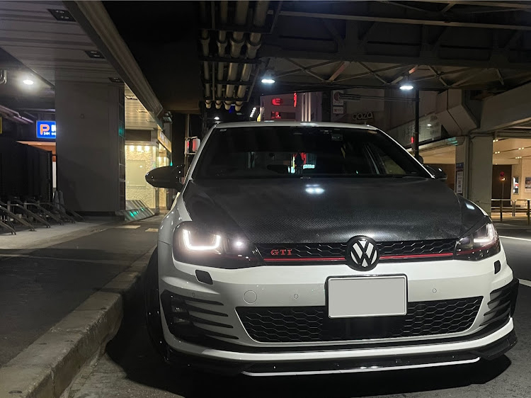 ゴルフGTIのgolf7gti・MK7GTI・Volkswagen・ごきげんワーゲン・ADVAN Racing RSIIIに関するカスタム事例の投稿画像3枚目