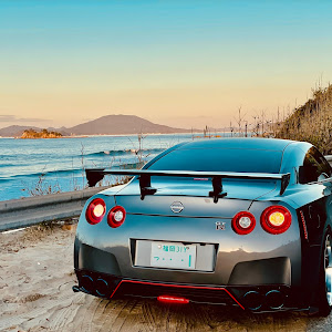 NISSAN GT-R R35