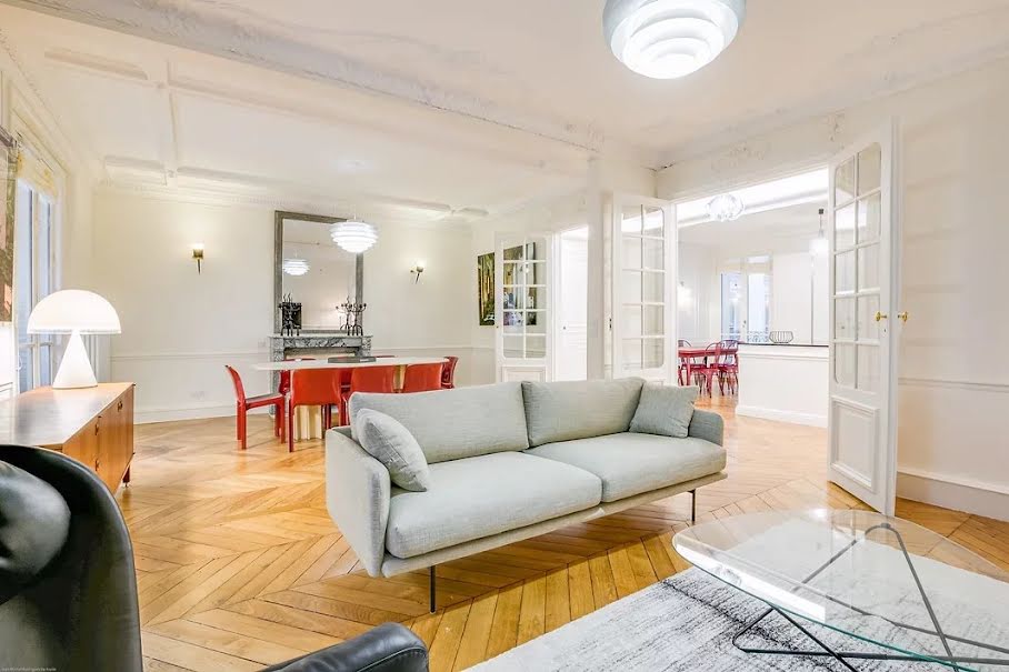 Location meublée appartement 5 pièces 121 m² à Paris 17ème (75017), 4 750 €