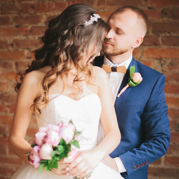 Wedding photographer Aleksandr Lisicin (foxylis). Photo of 19 June 2016