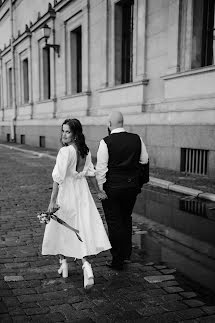 Bryllupsfotograf Yuliya Khoruzhaya (horuzhayaphoto). Bilde av 5 juli 2023