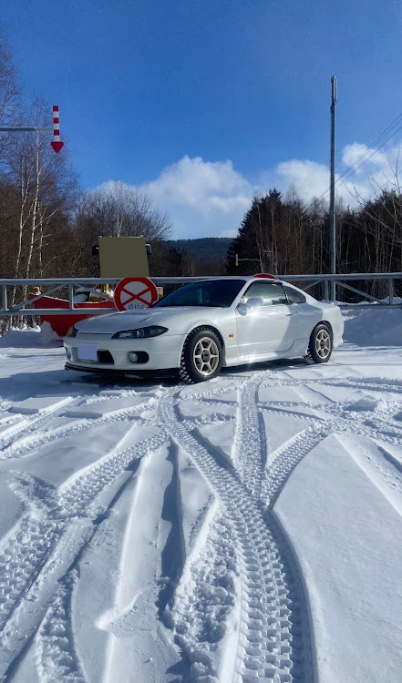 シルビアの雪の中・ドライブ・#相棒・ピックアップに選ばれたいに関するカスタム事例の投稿画像3枚目