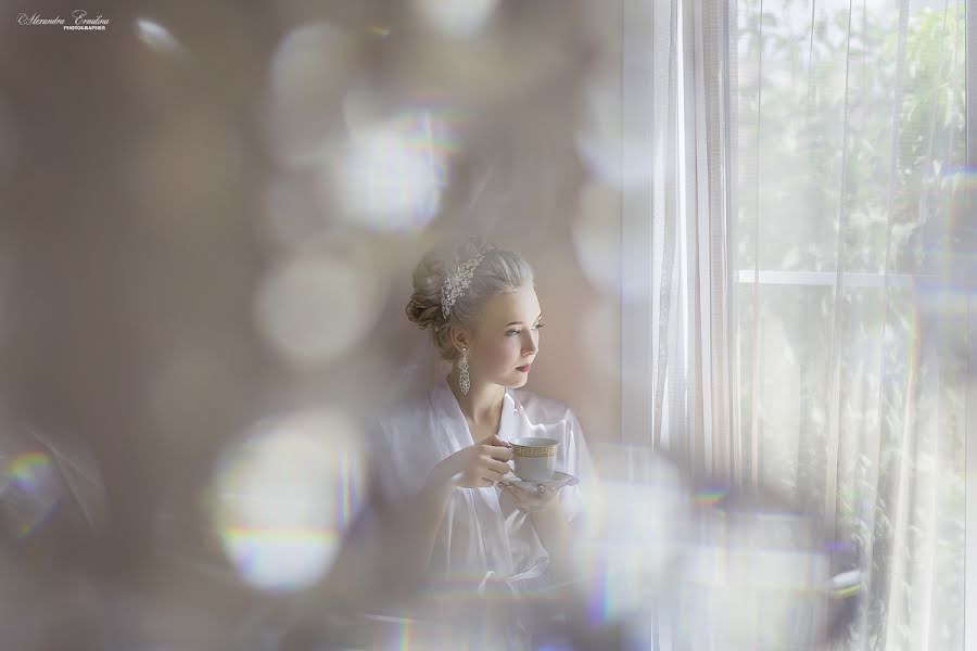 Fotógrafo de bodas Aleksandra Ermilina (sandra1605). Foto del 12 de diciembre 2017