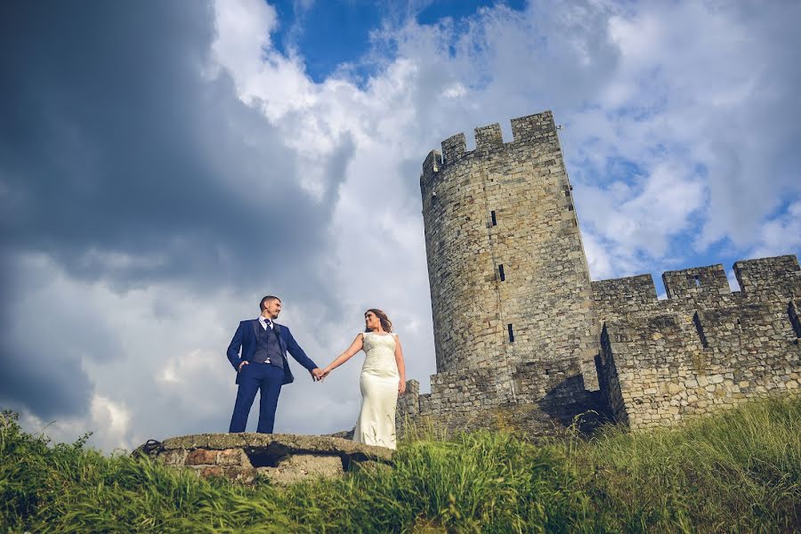 Pulmafotograaf Aleksandar Krstovic (krstalex). Foto tehtud 4 september 2018