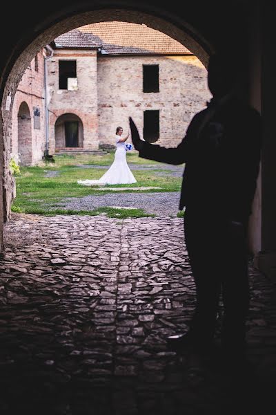 Fotografo di matrimoni Roman Romančák (rrart). Foto del 29 maggio 2019