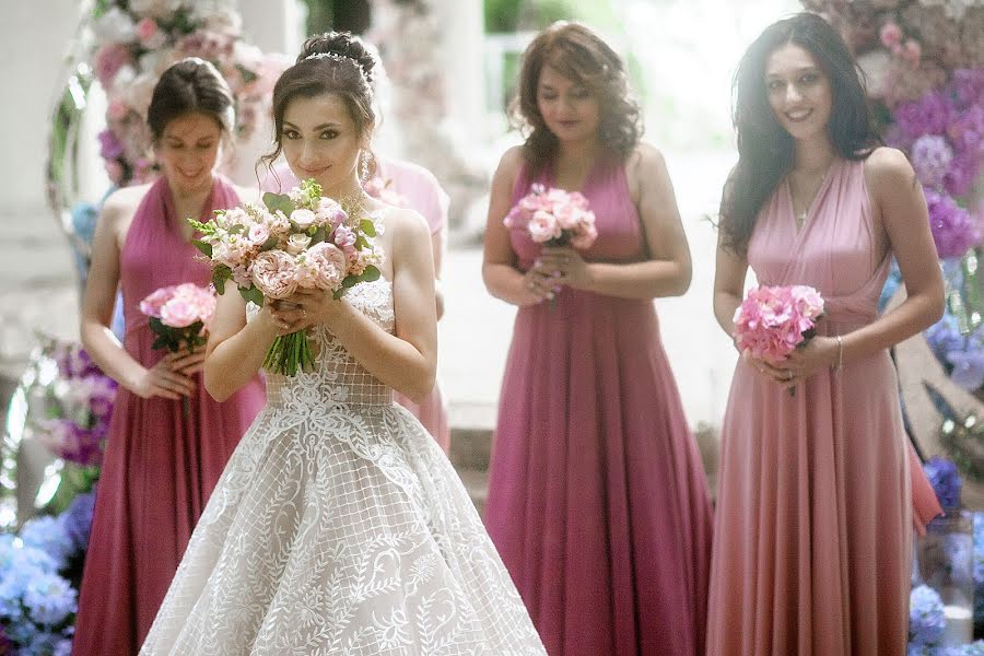 Fotógrafo de bodas Aleksey Galushkin (photoucher). Foto del 13 de septiembre 2018