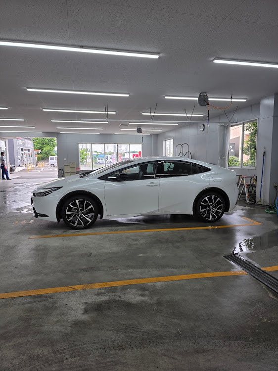 プリウスの自宅の駐車場・EXキーパープレミアム・キーパーラボ新座店・キーパーラボに関するカスタム事例の投稿画像10枚目