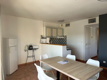 appartement à Gréoux-les-Bains (04)