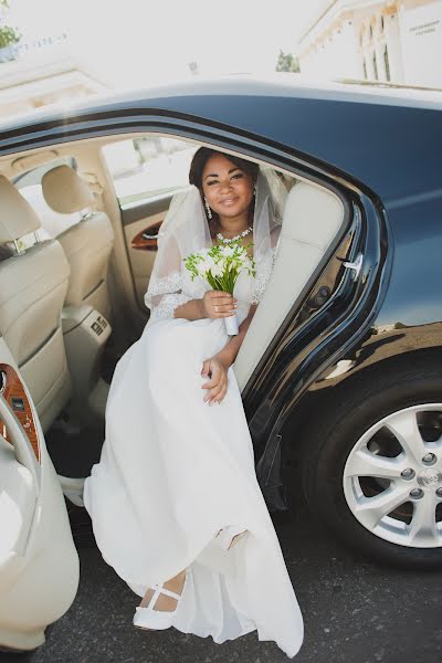 Fotógrafo de casamento Anastasiya Kobzey (kobzey). Foto de 25 de março 2016