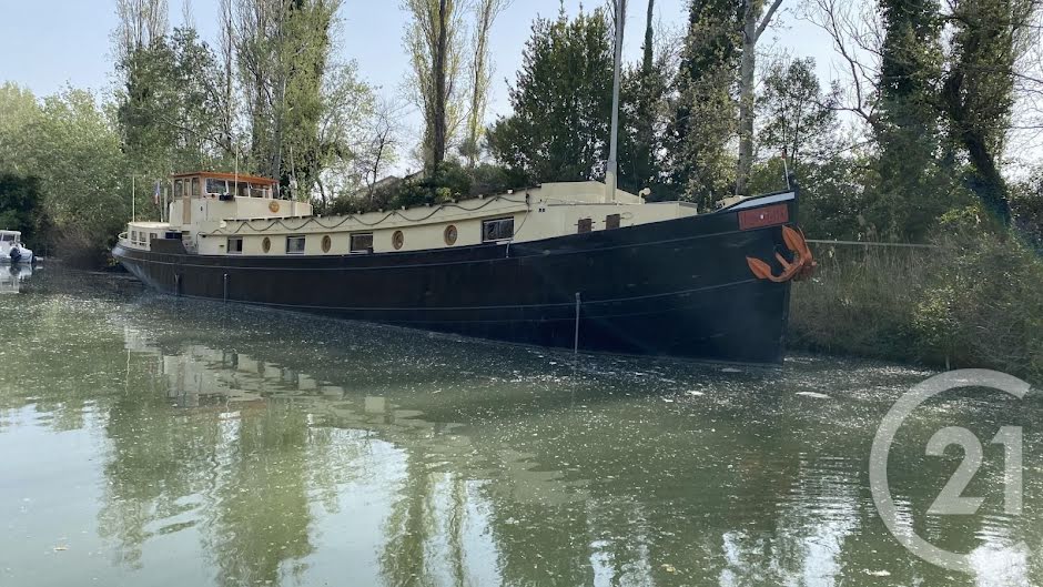 Vente locaux professionnels   à Arles (13200), 180 000 €