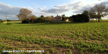 terrain à Champigny en Rochereau (86)