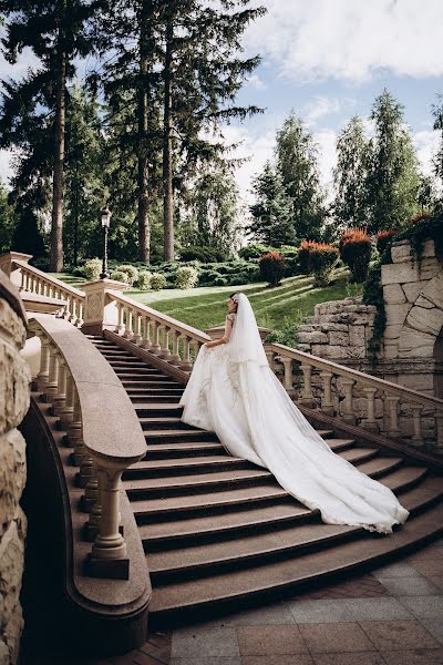 Fotografo di matrimoni Liu Maly (malyliu). Foto del 10 ottobre 2023