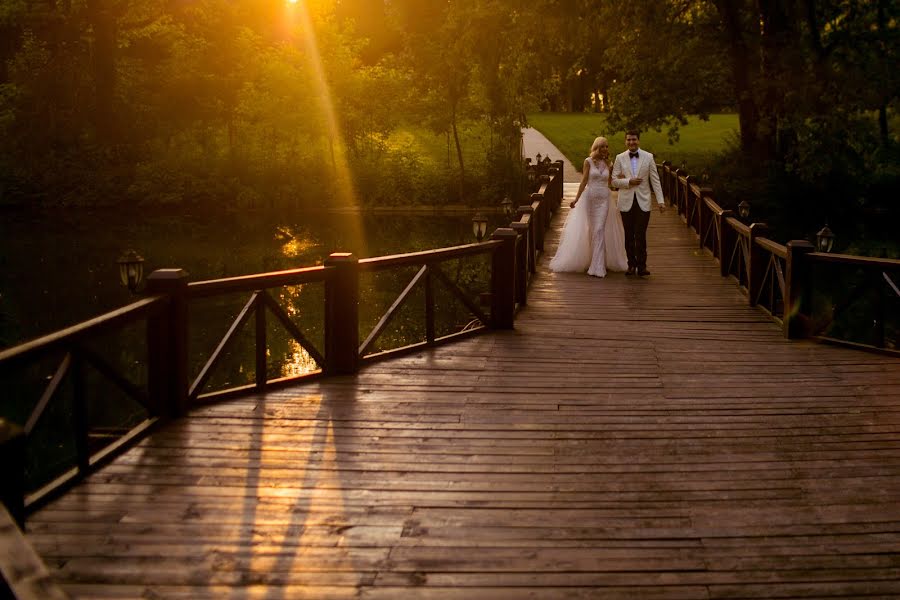 Fotografer pernikahan George Stan (georgestan). Foto tanggal 1 Agustus 2017