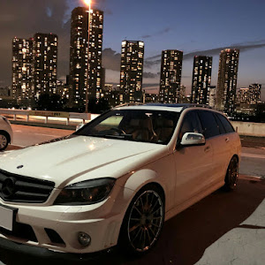 Cクラスステーションワゴン C63