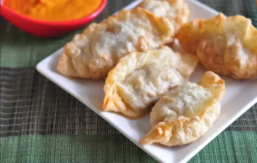 Mushroom Momos [6 Pieces]