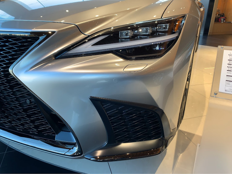 LSのコロナウイルスに負けるな・新型LS500・銀影ラスターに関するカスタム事例の投稿画像7枚目