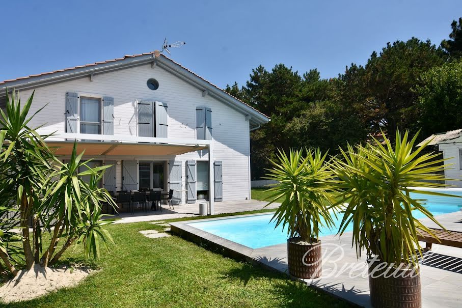 Vente maison 5 pièces 168 m² à Urrugne (64122), 1 070 000 €