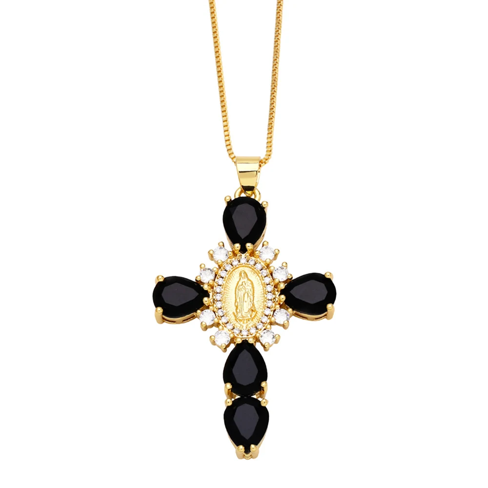Collana con Ciondolo Croce Vergine Creativa Micro Zirconi Europei e Americani Personalità Unica Gioiello Raffinato