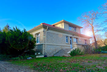 maison à Lamorlaye (60)