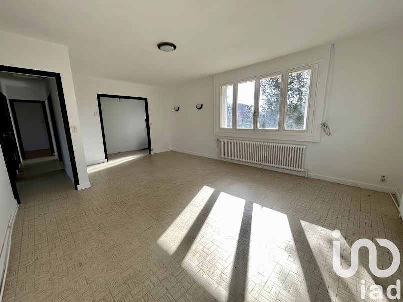 Vente maison 6 pièces 127 m² à Badecon-le-Pin (36200), 117 000 €