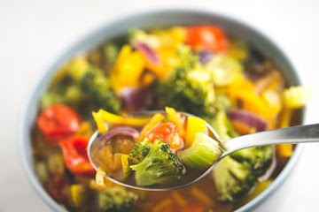 Simple Vegan Detox Soup