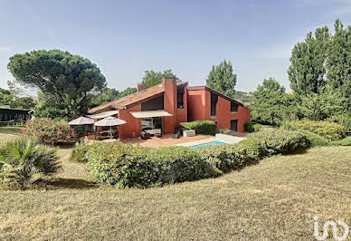 Maison avec piscine et terrasse 20