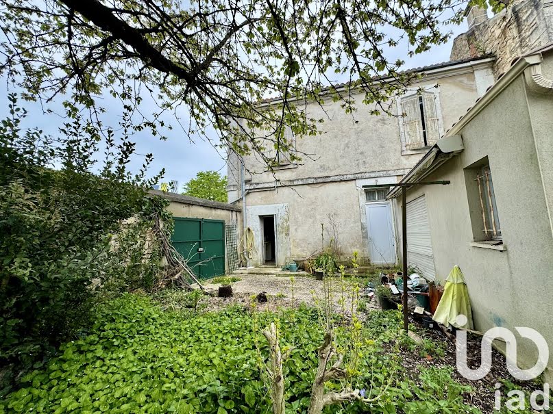 Vente maison 5 pièces 109 m² à Angouleme (16000), 148 000 €