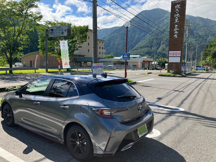 カローラスポーツの道の駅巡りのドライブ・旅行最終日・長距離運転・洗車したいに関するカスタム事例の投稿画像12枚目