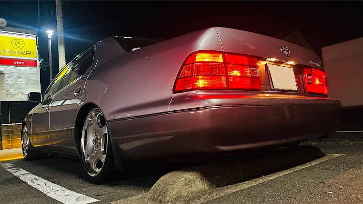 セルシオのオレのセルシオ・DIY・ホイール交換・車高調整に関するカスタム事例の投稿画像2枚目