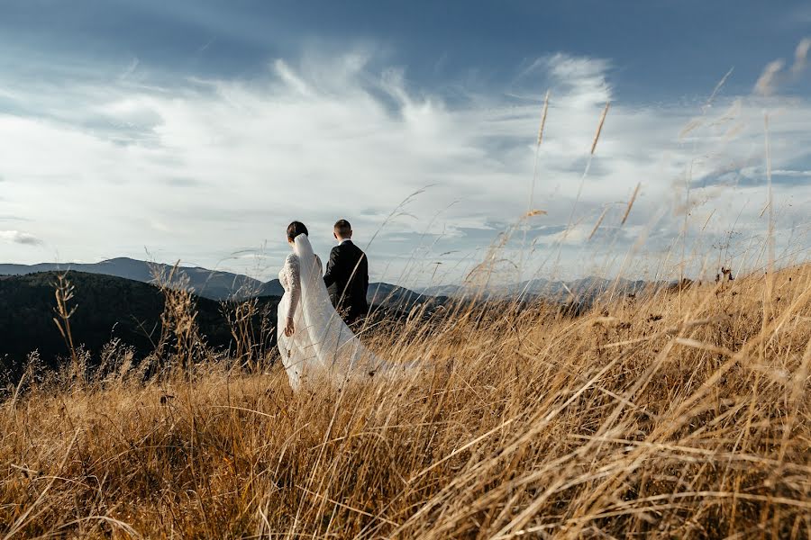 Wedding photographer Oleg Fedorak (foleg). Photo of 30 November 2021