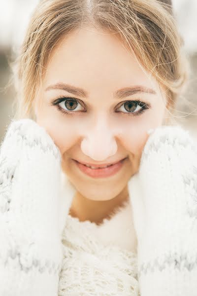 Wedding photographer Lola Alalykina (lolaalalykina). Photo of 1 February 2018