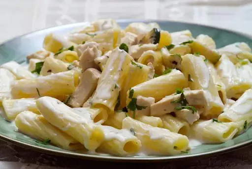 Penne Chicken White Sauce Pasta