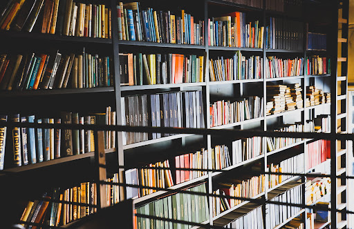 The Best Books and Resources for Shakespearean Actors
