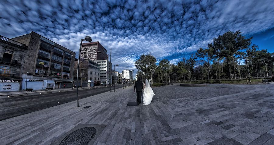 Wedding photographer Christopher De La Orta (delaorta). Photo of 31 March 2015