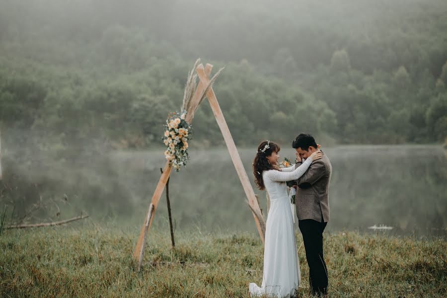 Jurufoto perkahwinan Phong Nguyễn (phongnguyen059). Foto pada 9 Oktober 2021